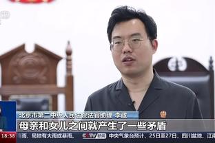 图片报：图赫尔在对阵拉齐奥的比赛前脚趾骨折，明天才能带队训练